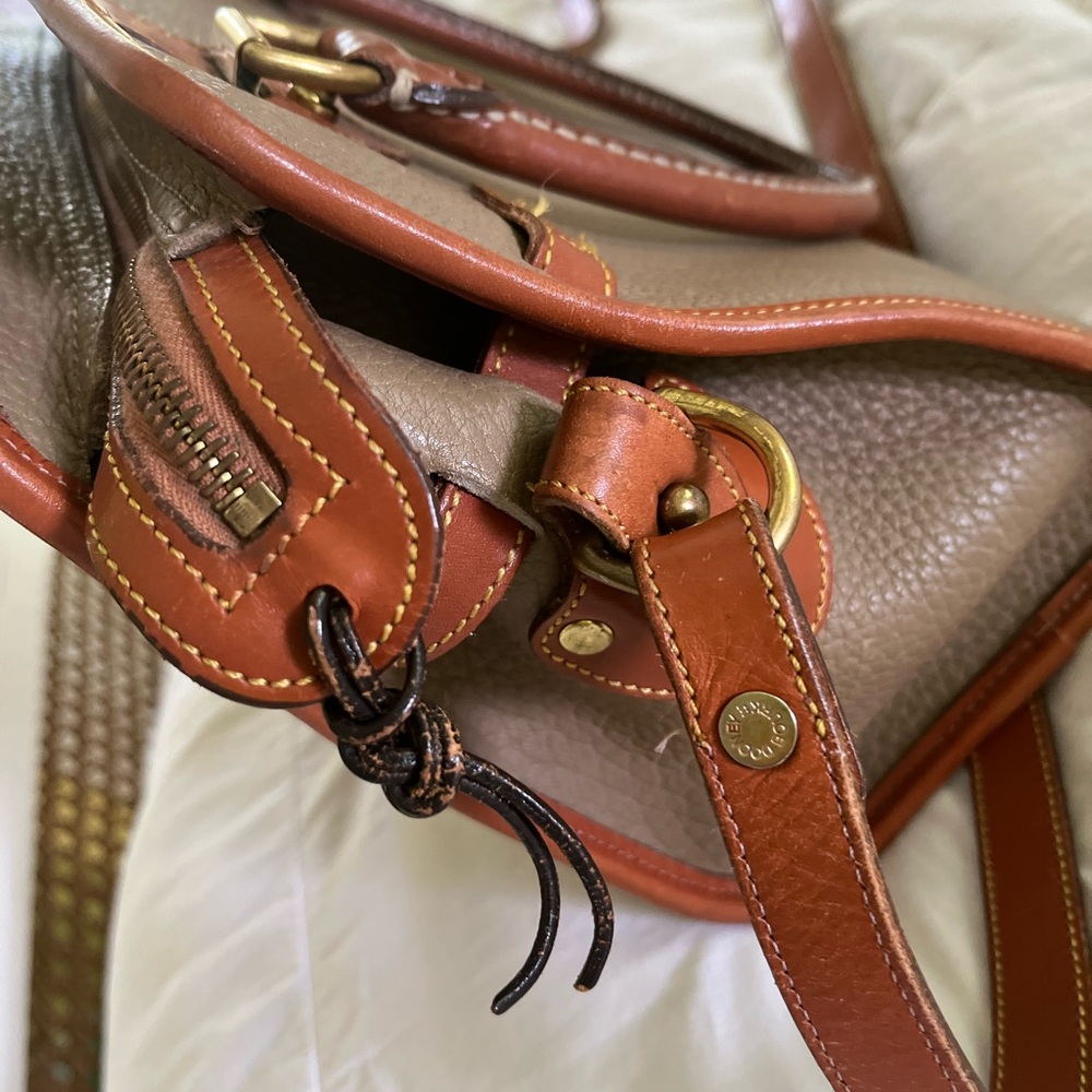 Dooney & Burke Satchel Handbag - Classic Women Bag - Picture 4 of 10